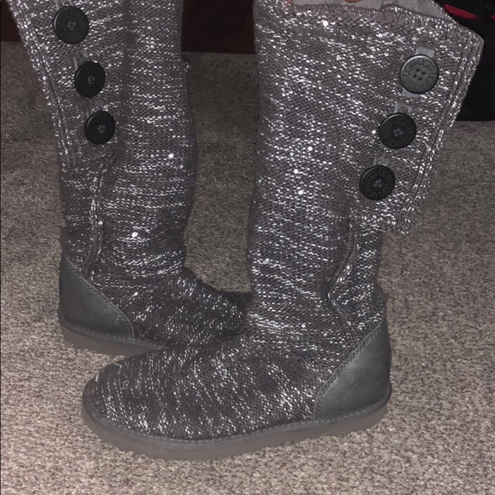 Like-New UGG Boots- Wear 2 Ways!!